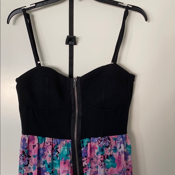 High low floral dress - Picture 2 of 4